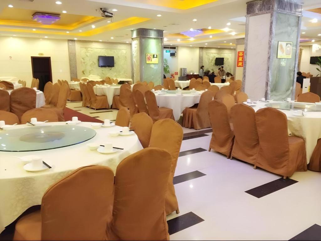 גואנגג'ואו Airport Liwan Hotel מראה חיצוני תמונה