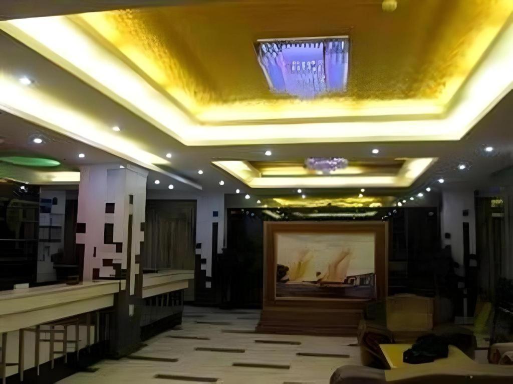 גואנגג'ואו Airport Liwan Hotel מראה חיצוני תמונה