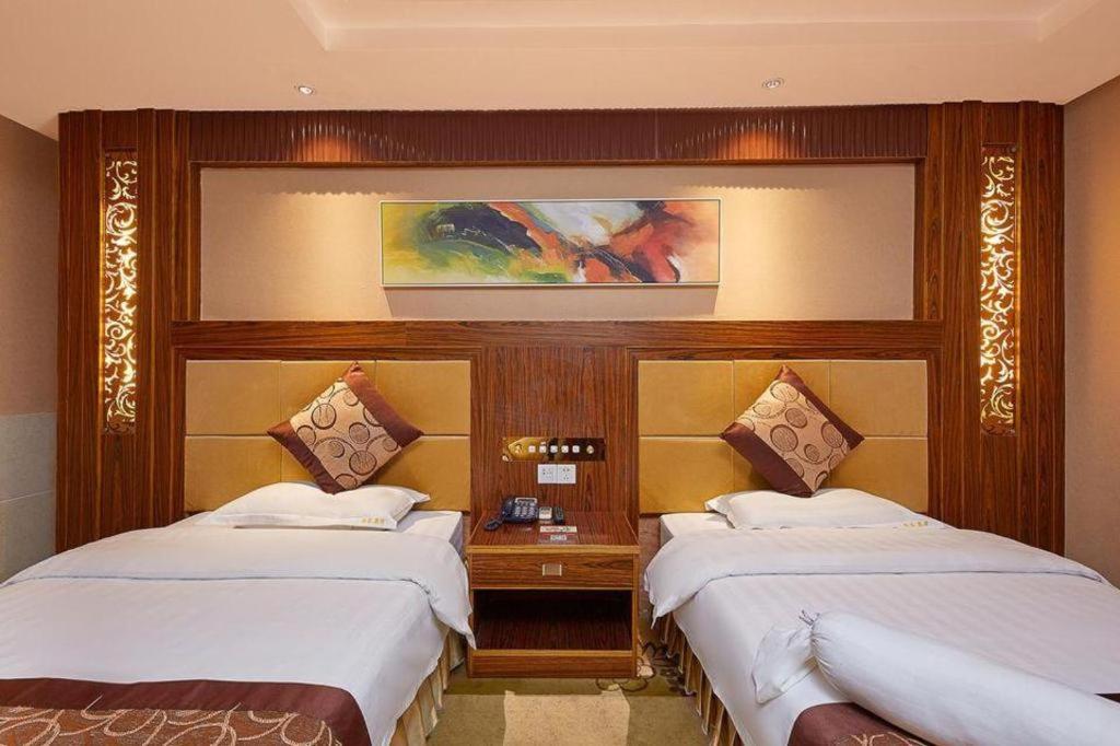 גואנגג'ואו Airport Liwan Hotel מראה חיצוני תמונה