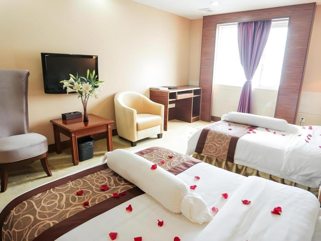 גואנגג'ואו Airport Liwan Hotel מראה חיצוני תמונה
