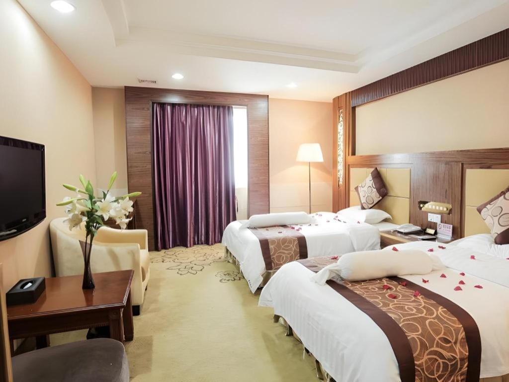 גואנגג'ואו Airport Liwan Hotel מראה חיצוני תמונה