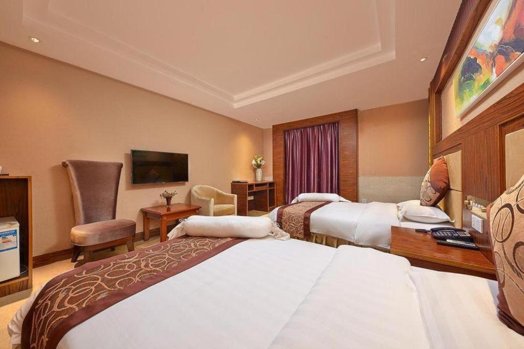 גואנגג'ואו Airport Liwan Hotel מראה חיצוני תמונה