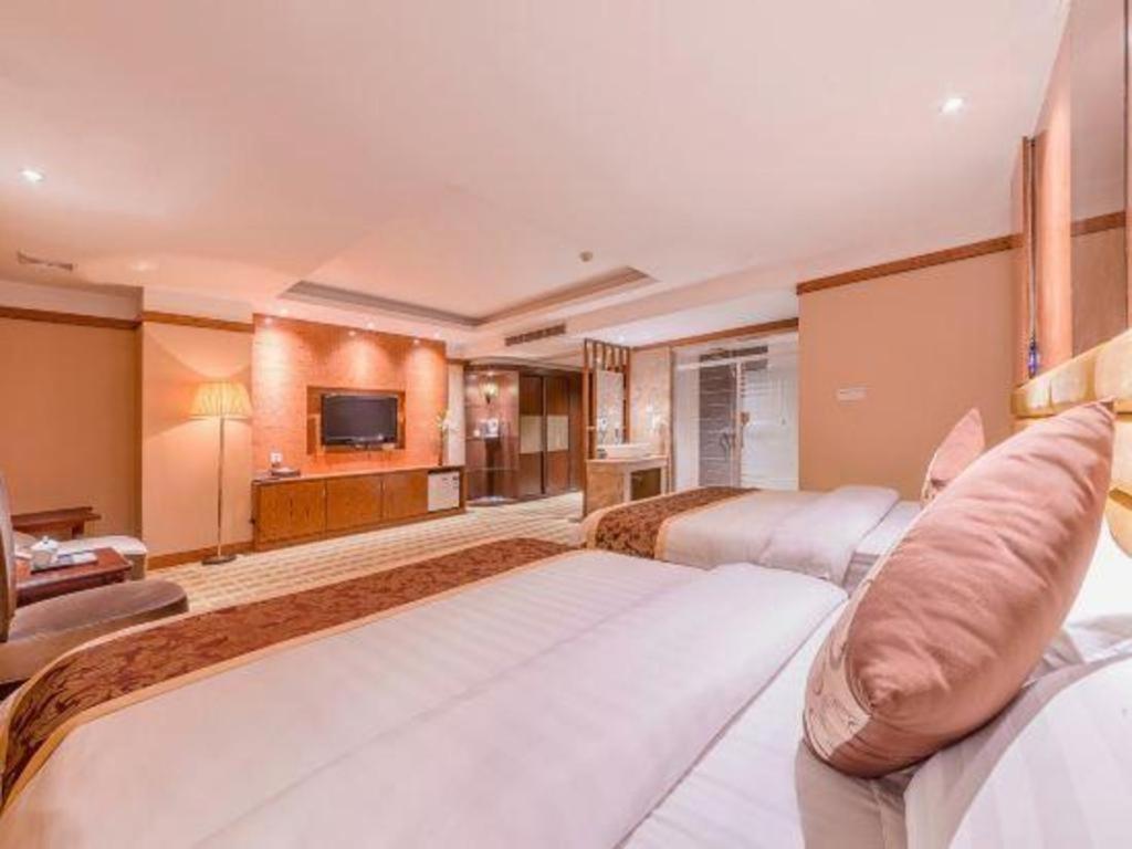 גואנגג'ואו Airport Liwan Hotel מראה חיצוני תמונה