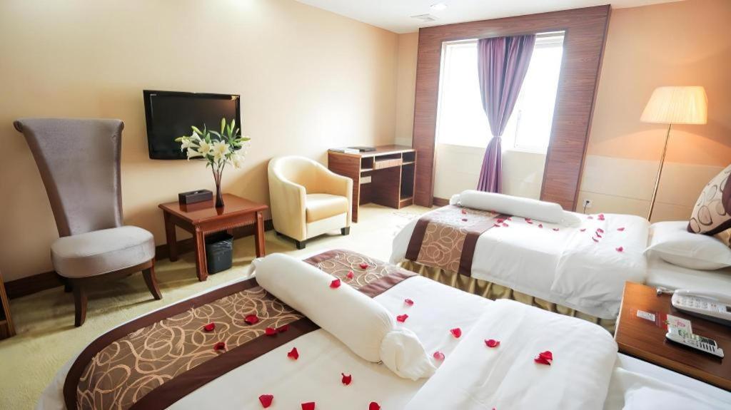 גואנגג'ואו Airport Liwan Hotel מראה חיצוני תמונה