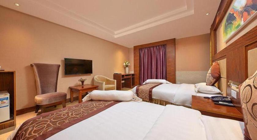גואנגג'ואו Airport Liwan Hotel מראה חיצוני תמונה